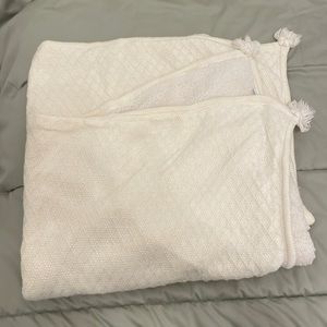 Pottery barn baby blanket Sherpa ivory